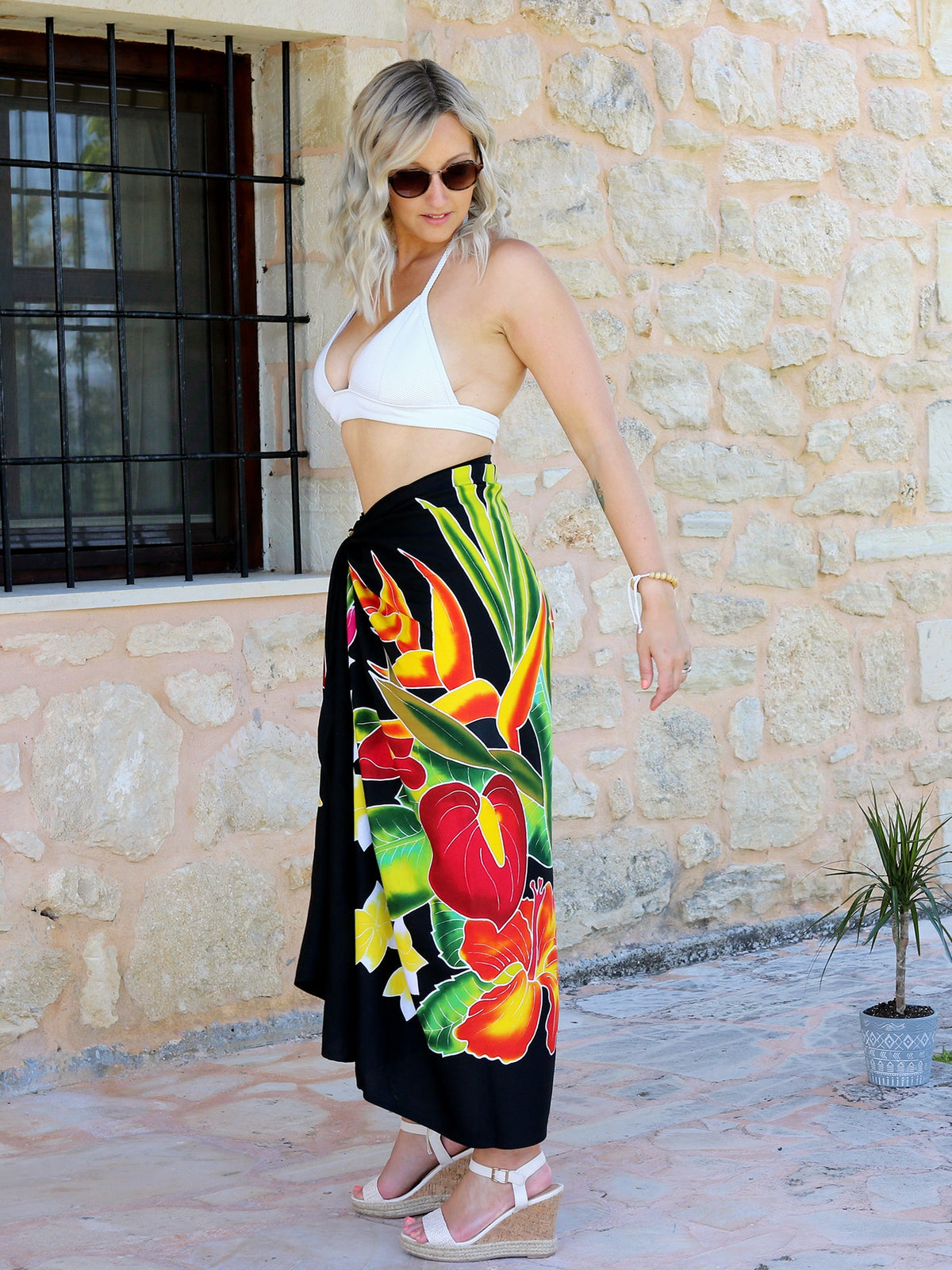 Hand Painted Exotic Black Batik Sarong - Hula Beach-Sarong-Hula Beach